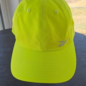 Reebok Adjustable Flow Cap in Acid Yellow. NWT Lightweight